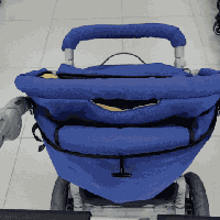 3-wheel stroller drifting aggressively to the left