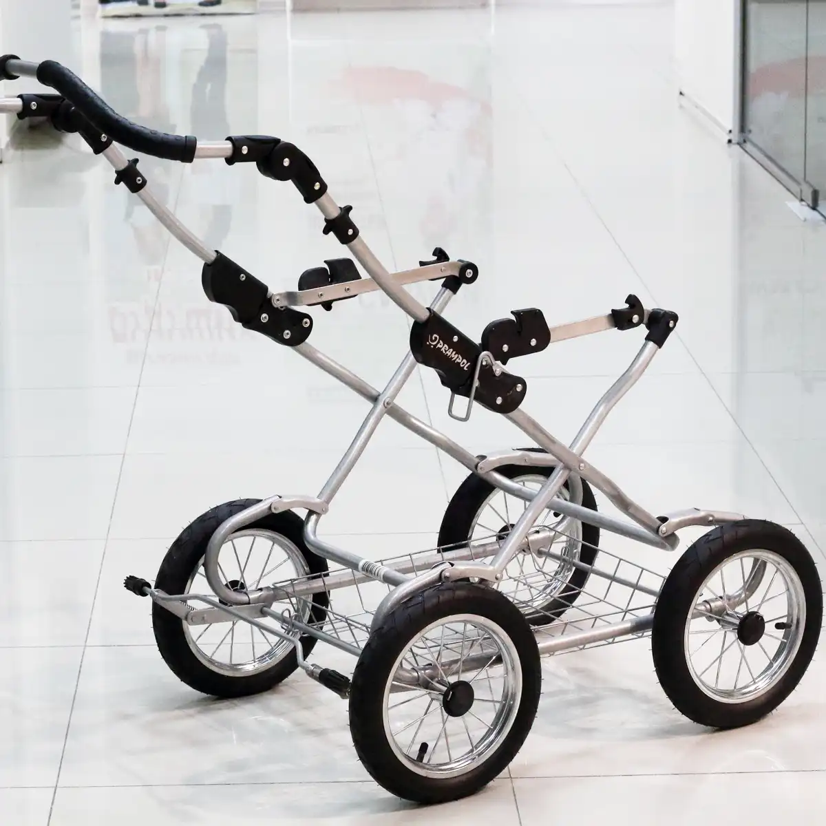 Classic-leaf-spring-suspension-chassis