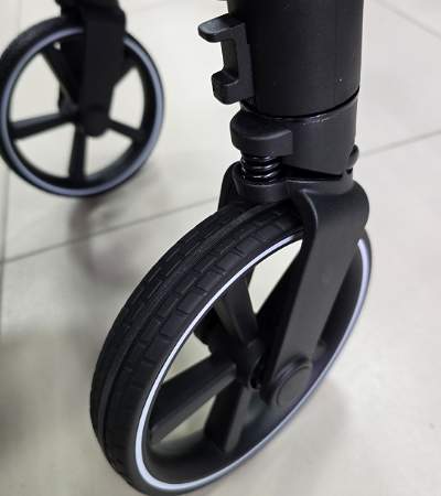 передние колеса с пружинами