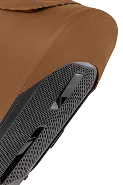 кнопка регулировки наклона спинки и высоты крыши + система вентиляции в спинке